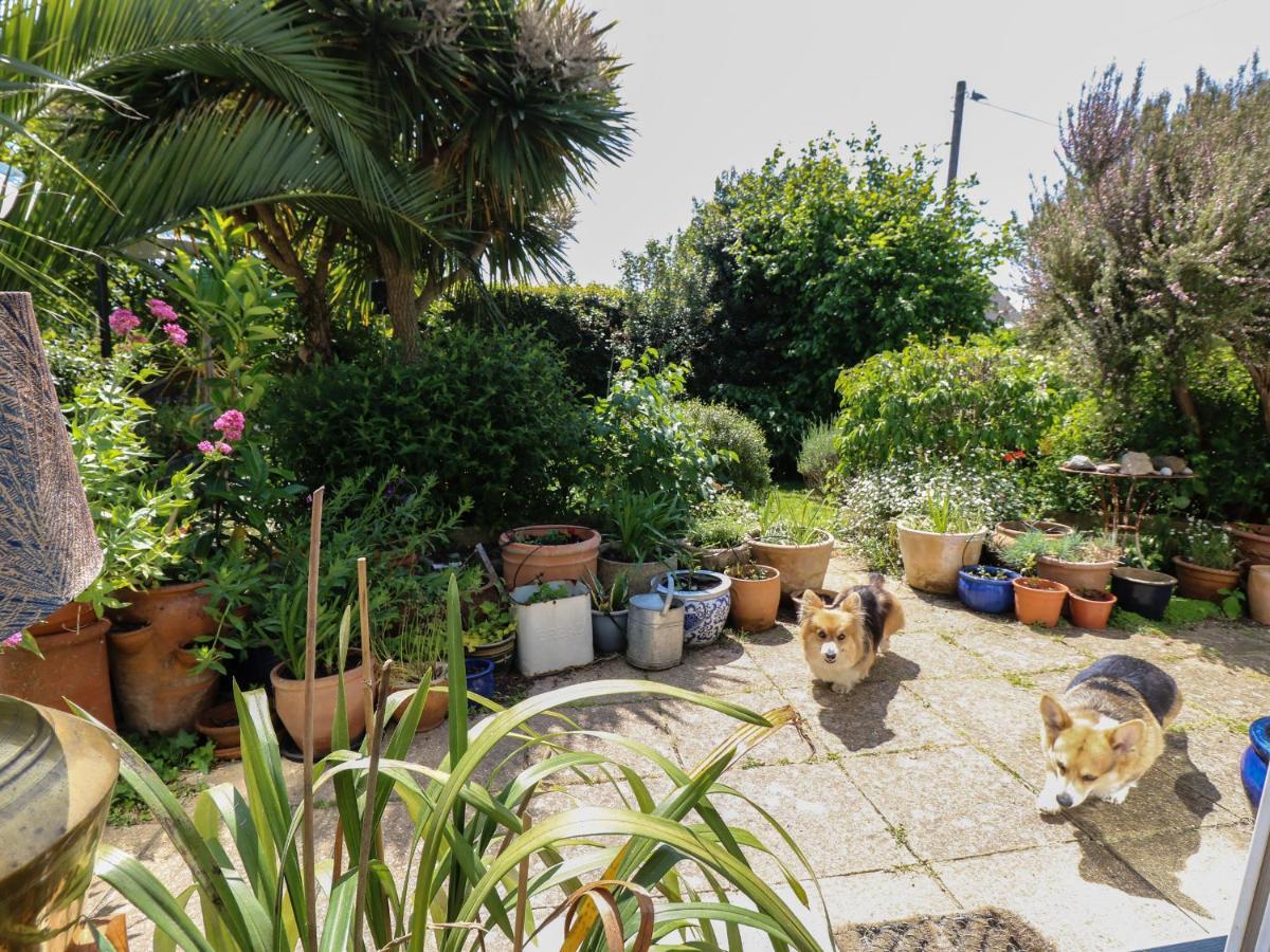 The Limes Villa Ryde  Exterior photo